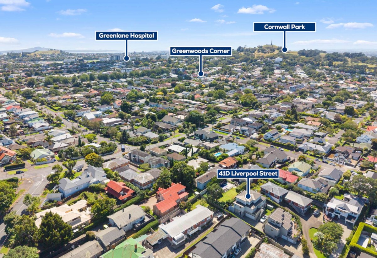 5 beds + office 4.5 baths house with double garage on 442m2 section, 0.9 km to Royal Oak School, 1.6 km to Royal Oak Intermediate School, 1.9 km to Onehunga High School, 41D Liverpool Street, Epsom, Auckland