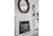Ronovated 3 beds house with garage and a standalone storage room on 607m2 section, 0.1 km to Chaucer School, 0.4 km to Blockhouse Bay Intermediate, 1.9 km to Lynfield College, 9 Meredith Street, Blockhouse Bay, Auckland