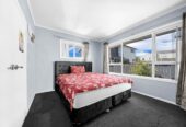 Freehold standalone 3 beds house with car park, 0.8 km to Papatoetoe East School, 0.9 km to Papatoetoe High School, 3.0 km to Papatoetoe Intermediate, 39B Esperanto Road, Papatoetoe, Auckland