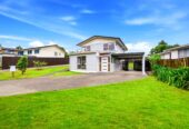 Westlake Zone, home & in come on 607m2 section, 3 beds + study 1 bath main house , The income dwelling includes one bedroom plus a study, a living room, kitchen, and bathroom, 0.7 km to Sunnynook School, 19 Salamanca Road, Sunnynook, Auckland