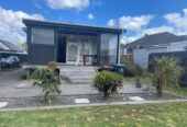 Motivated vendors, 4 beds 2 baths house on 680m² section RC Approved, close to Glen Innes and Panmure town centres, schools, 0.5 km to Ruapotaka School, 1.3 km to Tamaki College, 20 Pirangi Street, Pt England, Auckland