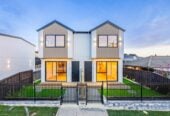 Brandnew 3 beds 2 bath home with car park, close to shopping centres, schools, motorway access, 0.6 km to Papatoetoe South School, Lot 7, 9 Grande Vue Road, Papatoetoe, Auckland