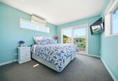 Rangi Zone. Beachside Lifestyle. Move-In Ready, 4 beds 2 baths house with double garage, 0.1 km to Browns Bay School, 1.3 km to Murrays Bay Intermediate, 1.7 km to Rangitoto College, 1/19 Kiteroa Terrace, Rothesay Bay, Auckland