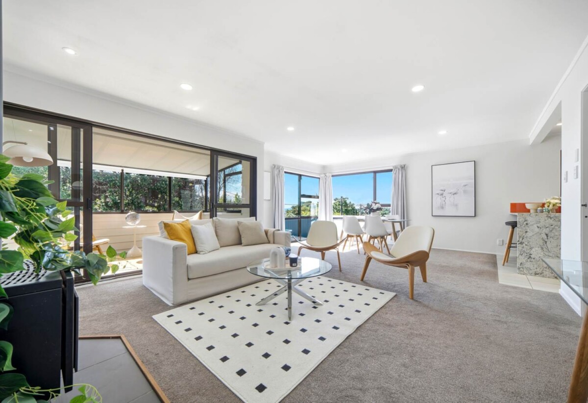 Recently refreshed 3 beds house with garage, 0.8 km to Long Bay College, 1/169 Stredwick Drive, Torbay, Auckland