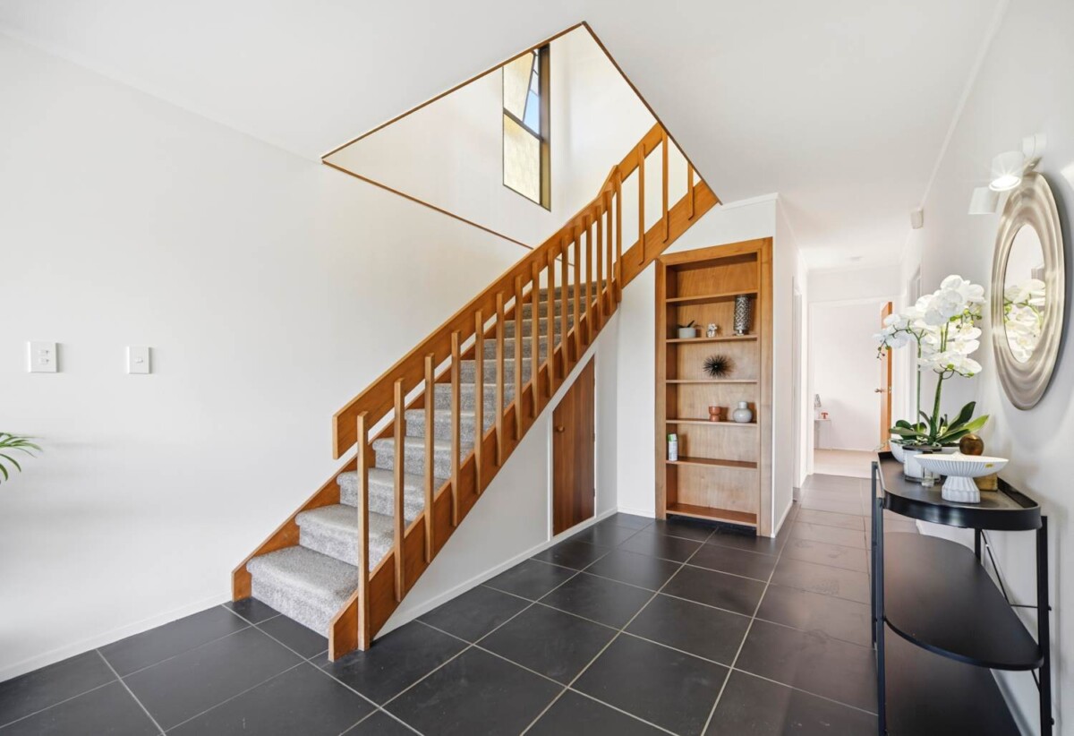 Recently refreshed 3 beds house with garage, 0.8 km to Long Bay College, 1/169 Stredwick Drive, Torbay, Auckland