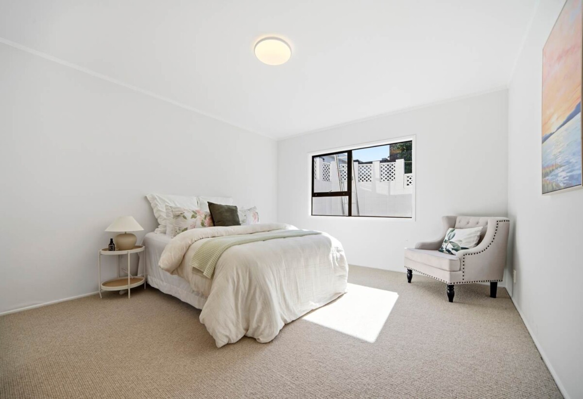 Recently refreshed 3 beds house with garage, 0.8 km to Long Bay College, 1/169 Stredwick Drive, Torbay, Auckland