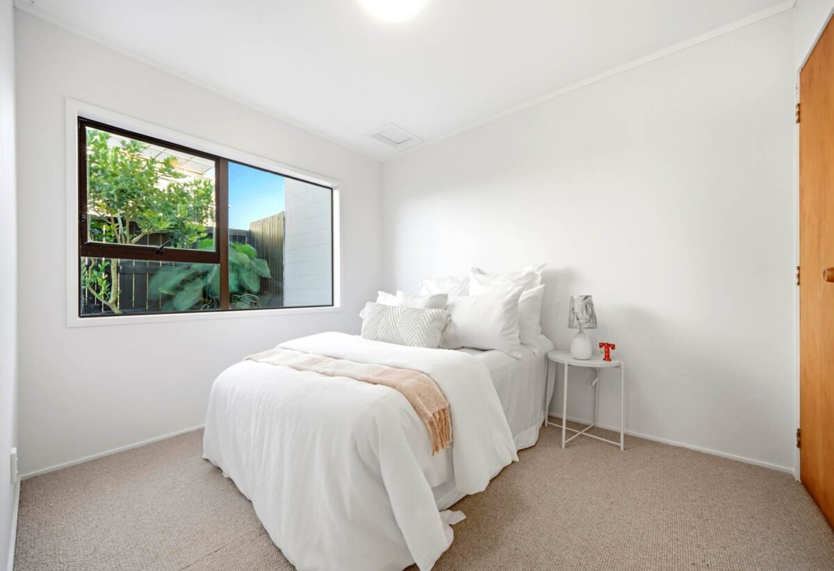 Recently refreshed 3 beds house with garage, 0.8 km to Long Bay College, 1/169 Stredwick Drive, Torbay, Auckland