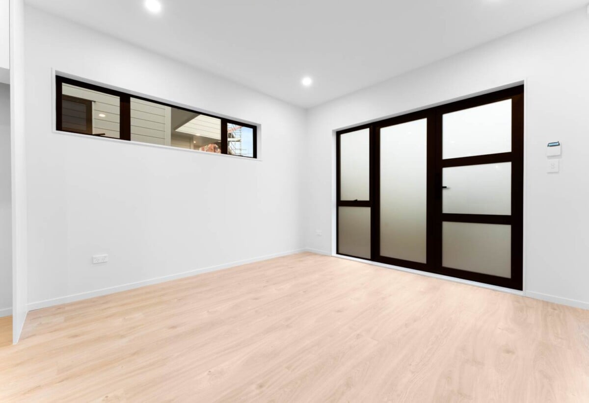 Vendor wants a quick sale, make an offer, Brandnew standalone 4 beds 2.5 baths house with garage on 167m2 section, close to the upcoming Westgate shopping complex, Costco, NorthWest Shopping Centre, schools, and motorway access, 29 Whiteywood Street, Westgate, Auckland