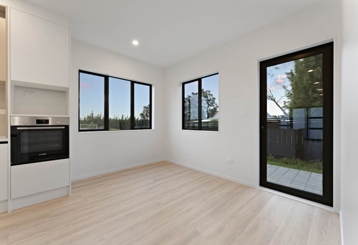 Vendor wants a quick sale, make an offer, Brandnew standalone 4 beds 2.5 baths house with garage on 167m2 section, close to the upcoming Westgate shopping complex, Costco, NorthWest Shopping Centre, schools, and motorway access, 29 Whiteywood Street, Westgate, Auckland