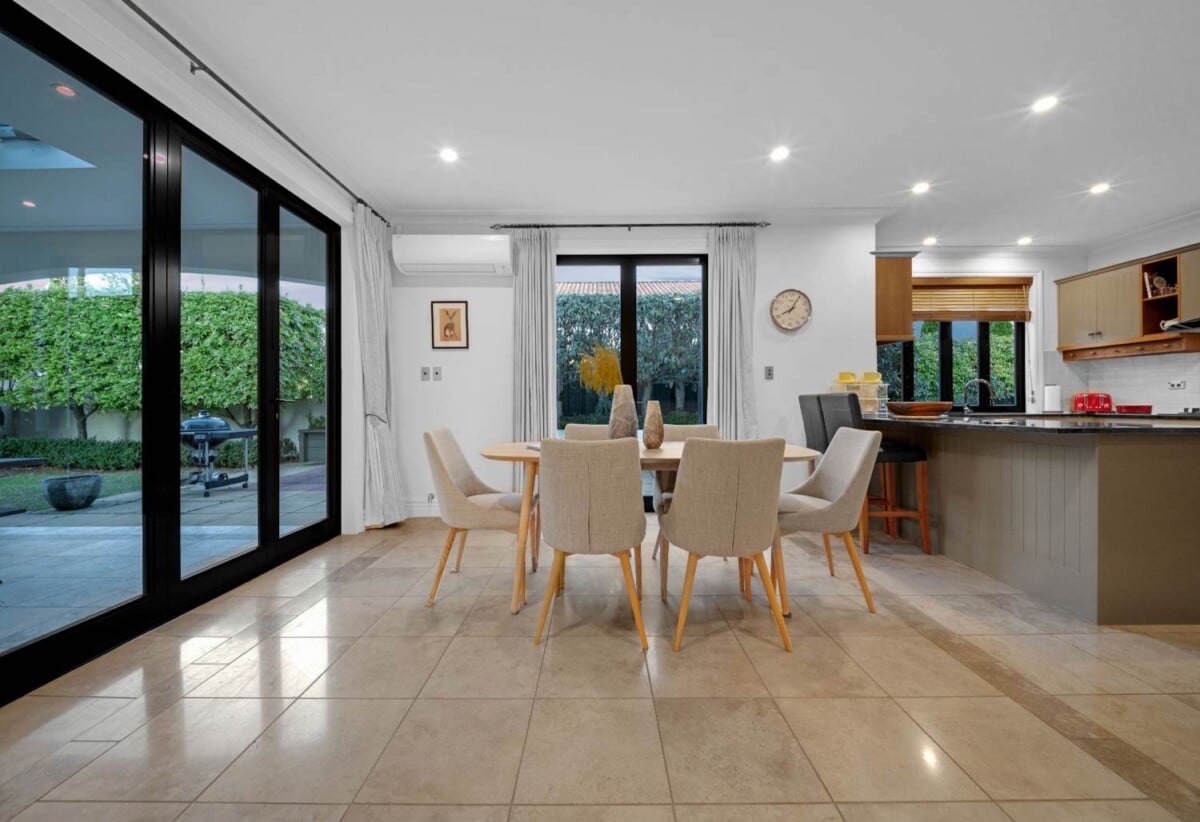 Ex-show home by Eden Homes, constructed with quality masonry concrete block, Executive 4 beds 3 baths house on 558m2 section, 0.9 km to Botany Downs Secondary College, 3 Fairfield Lane, East Tamaki, Auckland