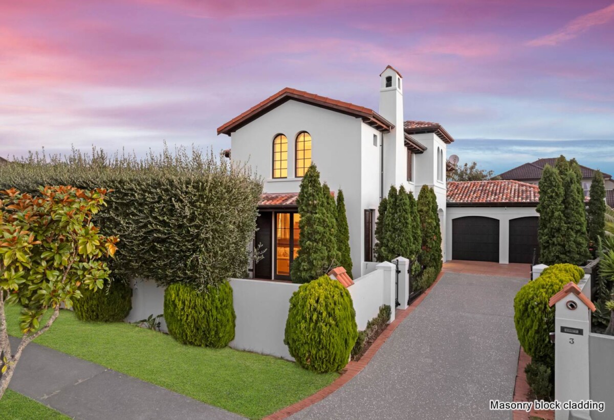 Ex-show home by Eden Homes, constructed with quality masonry concrete block, Executive 4 beds 3 baths house on 558m2 section, 0.9 km to Botany Downs Secondary College, 3 Fairfield Lane, East Tamaki, Auckland