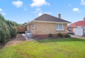 Brick and tile 2 beds 1 bath house with carport, close to schools, shops, Sylvia Park shopping centre, motorway access, 0.6 km to Otahuhu Intermediate, 1.1 km to Panama Road School, 1/644 Mt Wellington Highway, Mt Wellington, Auckland