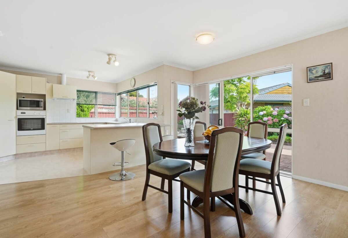 Botany Downs Secondary College zone, 4 beds 2 baths house with double garage on 518m2 section, 1 km to Botany Downs Secondary College, 23 Millington Place, Huntington Park, Auckland