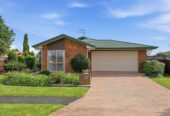 Botany Downs Secondary College zone, 4 beds 2 baths house with double garage on 518m2 section, 1 km to Botany Downs Secondary College, 23 Millington Place, Huntington Park, Auckland