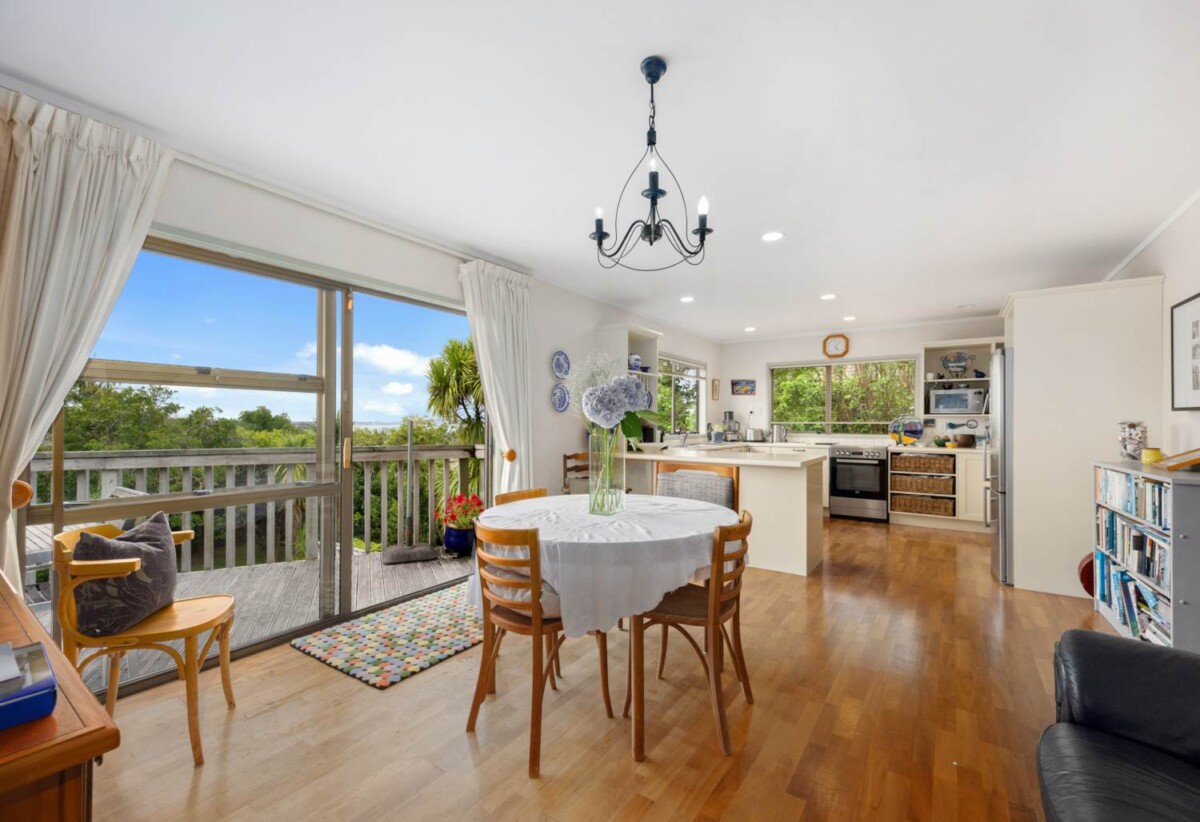 4 beds 2 baths house with double garage on 1012m2 section, 0.9 km to Long Bay College, 1.1 km to Torbay School, 1.3 km to Long Bay School, 19 County Road, Torbay, Auckland