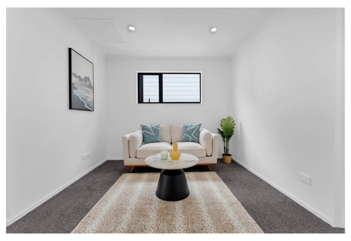 Standalone 5 beds 3 baths home with garage, 0.9 km to Papatoetoe South School, 1.1 km to Aorere College, 1.4 km to Kedgley Intermediate, Lot 7 /38 Pah Road, Papatoetoe, Auckland