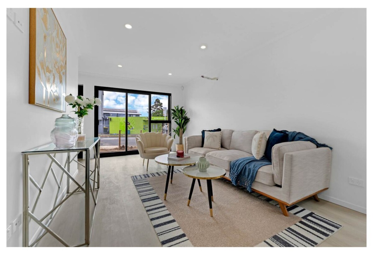 Standalone 5 beds 3 baths home with garage, 0.9 km to Papatoetoe South School, 1.1 km to Aorere College, 1.4 km to Kedgley Intermediate, Lot 7 /38 Pah Road, Papatoetoe, Auckland