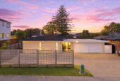 3 beds 1.5 baths house on 693m2 section, close to schools, shopping center, reserve, seaside park, 0.4 km to Farm Cove Intermediate, 0.6 km to Wakaaranga School, 1.3 km to Pakuranga College, 6 Fratley Avenue, Farm Cove, Auckland