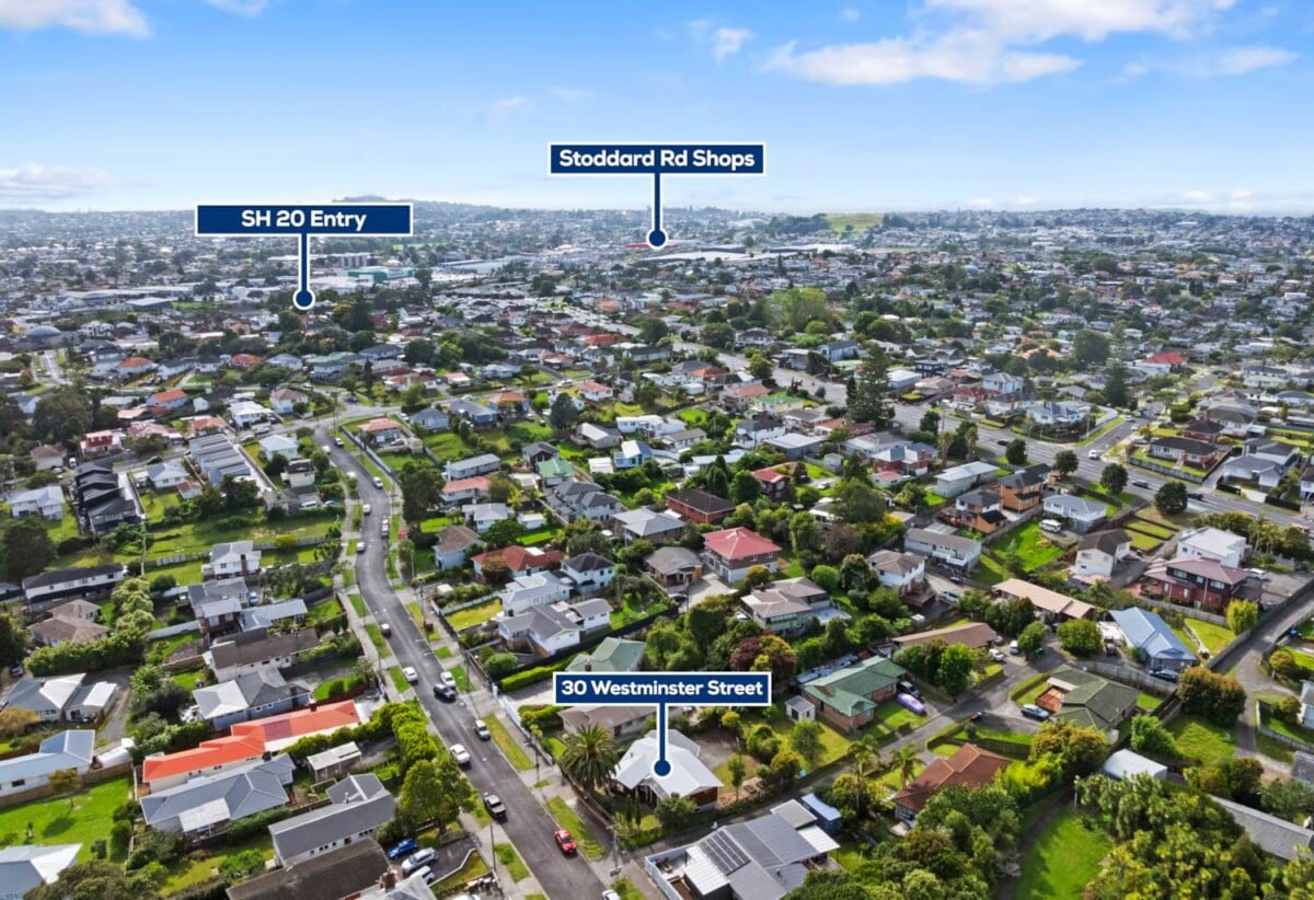 Move-in ready, 3beds 2 baths house on 607m2 section, close to local reserve and playground, with the shops at Stoddard Road and LynnMall, motorway access, 0.3 km to New Windsor School, 30 Westminster Street, New Windsor, Auckland