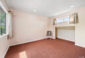 3 beds house on 1169m2 section, live, renovate or develop, 0.4 km to Waikowhai School, 0.8 km to Waikowhai Intermediate, 2.1 km to Lynfield College, 1602 Dominion Road Extension, Mt Roskill, Auckland