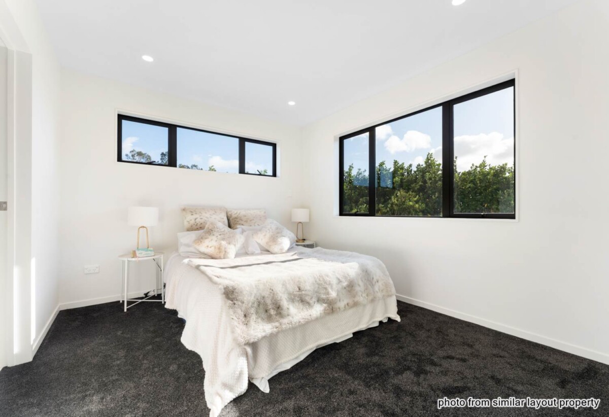 Vendor wants a quick sale, make an offer, Brandnew standalone 4 beds 2.5 baths house with garage on 167m2 section, close to the upcoming Westgate shopping complex, Costco, NorthWest Shopping Centre, schools, and motorway access, 25 Whiteywood Street, Westgate, Auckland