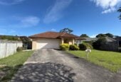 For rent, 4 beds 2 baths house with double garage, available now, 6 Atworth Way, Burswood, Auckland