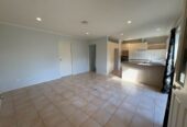 For rent, 4 beds 2 baths house with double garage, available now, 6 Atworth Way, Burswood, Auckland