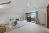 Brick and tile 5 beds + office 3 baths house with double garage, next to and with a wonderful outlook and access to the Remuera Golf Club, close to shopping centre, 2.6 km to Selwyn College and St Thomas School (Auckland), 3.5 km to Baradene College, 28B Charles Fox Place, St Johns, Auckland