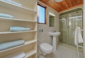 Brick and tile 5 beds + office 3 baths house with double garage, next to and with a wonderful outlook and access to the Remuera Golf Club, close to shopping centre, 2.6 km to Selwyn College and St Thomas School (Auckland), 3.5 km to Baradene College, 28B Charles Fox Place, St Johns, Auckland