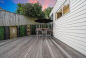Standalone 4 beds 3 baths house with double garage on 460m2 section, 0.5 km to Edgewater College, 0.6 km to Pakuranga Heights School, 0.8 km to Pakuranga Intermediate, 19A Miramar Place, Pakuranga, Auckland