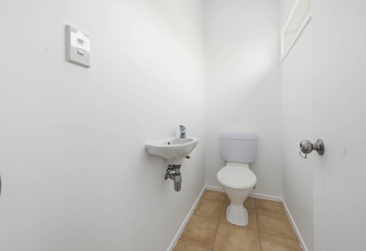 3 beds house with double garage on 203m2 section, minutes from Avondale town centre, train station, cafes, schools, and parks, 0.8 km to Avondale Primary School (Auckland), 1 km to Avondale College, 1.1 km to Avondale Intermediate, 40A Wingate Street, Avondale, Auckland