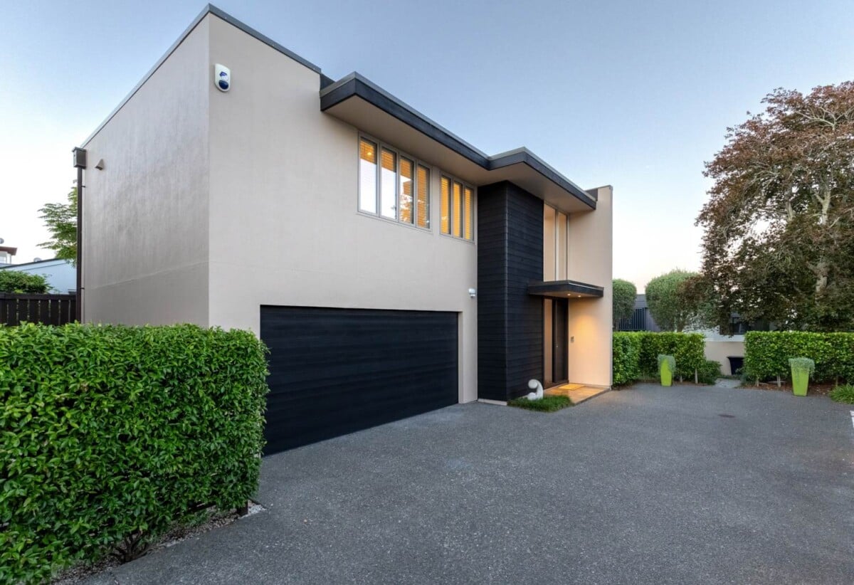 Once in 20 years, Double Grammar School zone, 256m2 4 beds 2.5 baths house with double garage on 398m2 section, walks to Auckland University, Auckland Domain, Parnell Village, Judges Bay waterfront, , 0.6 km to Parnell School, 1.9 km to Auckland Grammar, 2.1 km to Epsom Girls’ Grammar School, 56 Brighton Road, Parnell, Auckland