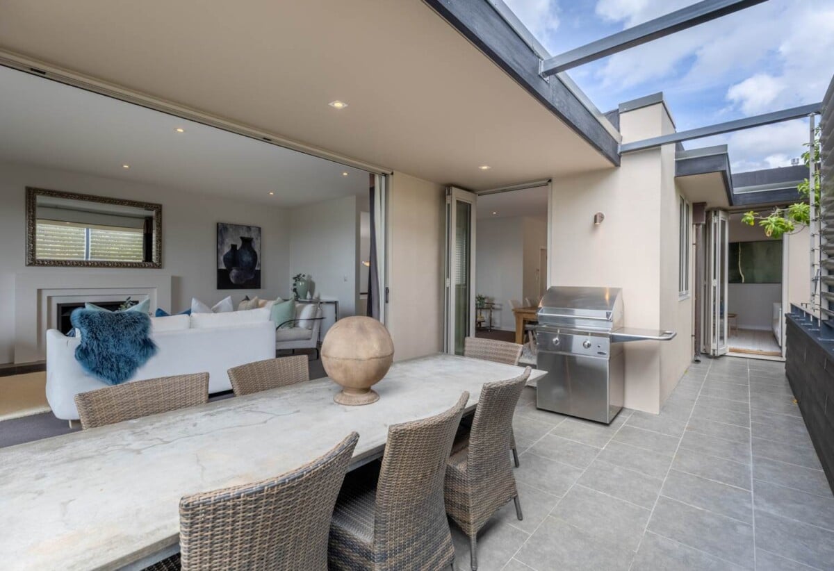 Once in 20 years, Double Grammar School zone, 256m2 4 beds 2.5 baths house with double garage on 398m2 section, walks to Auckland University, Auckland Domain, Parnell Village, Judges Bay waterfront, , 0.6 km to Parnell School, 1.9 km to Auckland Grammar, 2.1 km to Epsom Girls’ Grammar School, 56 Brighton Road, Parnell, Auckland