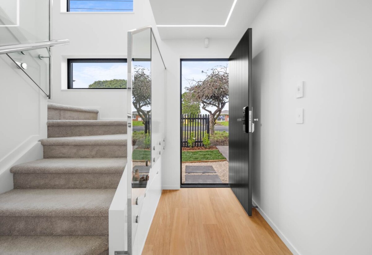 Zoned for and 1.4 km to Rangitoto College, Brandnew freehold 3 beds + study 2.5 baths home with garage, EV charger ready, 0.5 km to Browns Bay School, 0.7 km to Murrays Bay School, 0.9 km to Murrays Bay Intermediate, 21E Knights Road, Rothesay Bay, Auckland