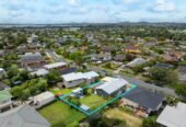 Vendor Overseas Bound, 4 beds 2.5 baths house with sleepout on 607m2 section, upstairs 3 beds 1.5 baths home, downstairs 1 bed 1 bath lounge, and standalone sleepout, 1.1 km to Kelston Intermediate, and Glendene School, 1.4 km to Kelston Boys’ High School, 1.7 km to Kelston Girls’ College, 20 Rosewarne Crescent, Glendene, Auckland