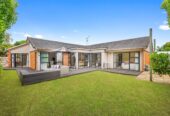 Macleans College zone, Brick and tile 4 beds 2 baths house with double garage on 617m2 section, 0.5 km to Pigeon Mountain School, 0.6 km to Bucklands Beach Intermediate, 0.9 km to Macleans College, 43 Sunderlands Road, Half Moon Bay, Auckland