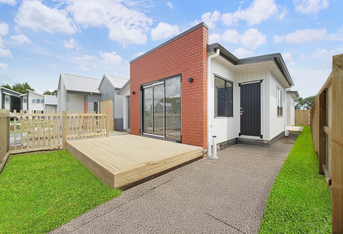 Make an offer, Brandnew standalone 3 beds 2 baths house with garage on 224m2 section, 1.2 km to Ngakoroa School, 2.8 km to Rosehill College, 24 Taiheru Road, Karaka, Auckland