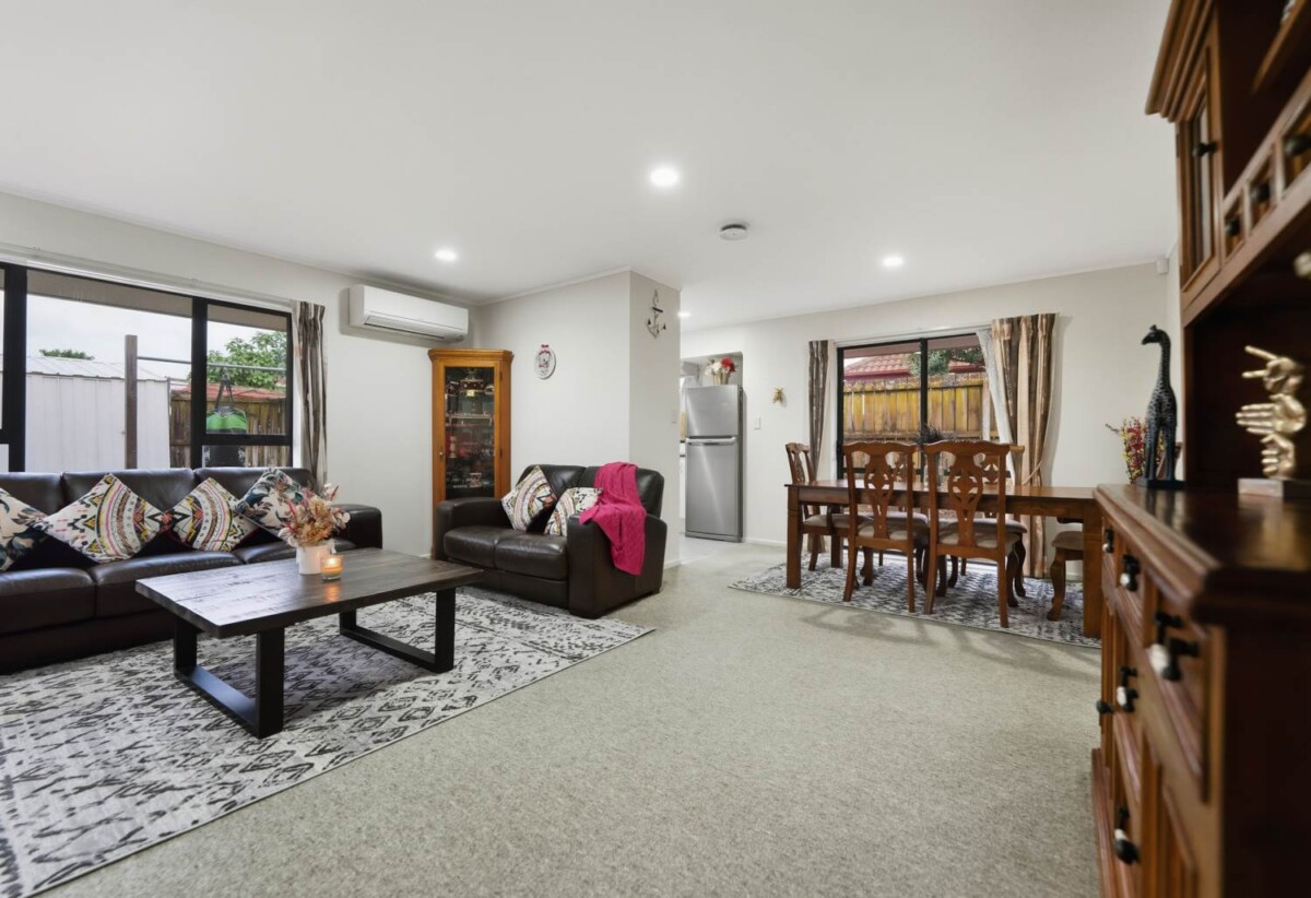 Once in 20 years, Brick and tile 3 beds 1 bath house with double garage on 505m2 section, close to schools shops, parks, shopping centres, 1 km to Tangaroa College, 1.1 km to Sancta Maria College, 1.3 km to Chapel Downs School, 47 Michael Jones Drive, Flat Bush, Auckland
