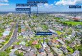 Double Westlake school zone, refurbished 4 beds 1 bath house with double garage on 483m2 section, close to Wairau Park, Sunnynook and Milford shops, schools, beach, motorway access, 0.8 km to Forrest Hill School, 0.9 km to Wairau Intermediate School, 1.2 km to Westlake Boys’ High School, 1.8 km to Westlake Girls’ High School, 5 Havelock Avenue, Forrest Hill, Auckland