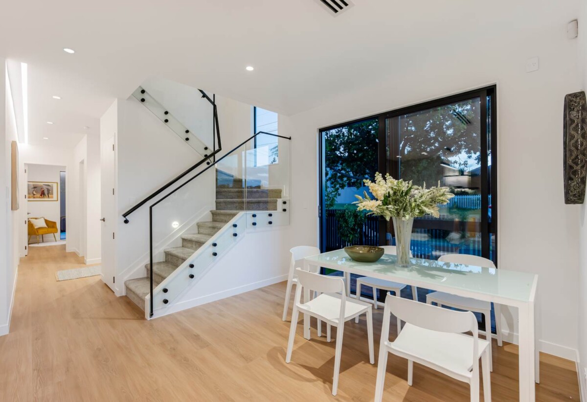 Double Westlake High School Zone, Master Build 10-Year Guarantee, Brandnew 4 beds 3 baths home with garage and study nook, Central air-conditioning , close to Milford Village, schools, beach, motorway access, 0.3 km to Milford School (Auckland), 0.8 km to Westlake Boys’ High School, 0.9 km to Westlake Girls’ High School, 1.3 km to Takapuna Normal Intermediate, Lots 1-3/7 Alma Road, Milford, Auckland