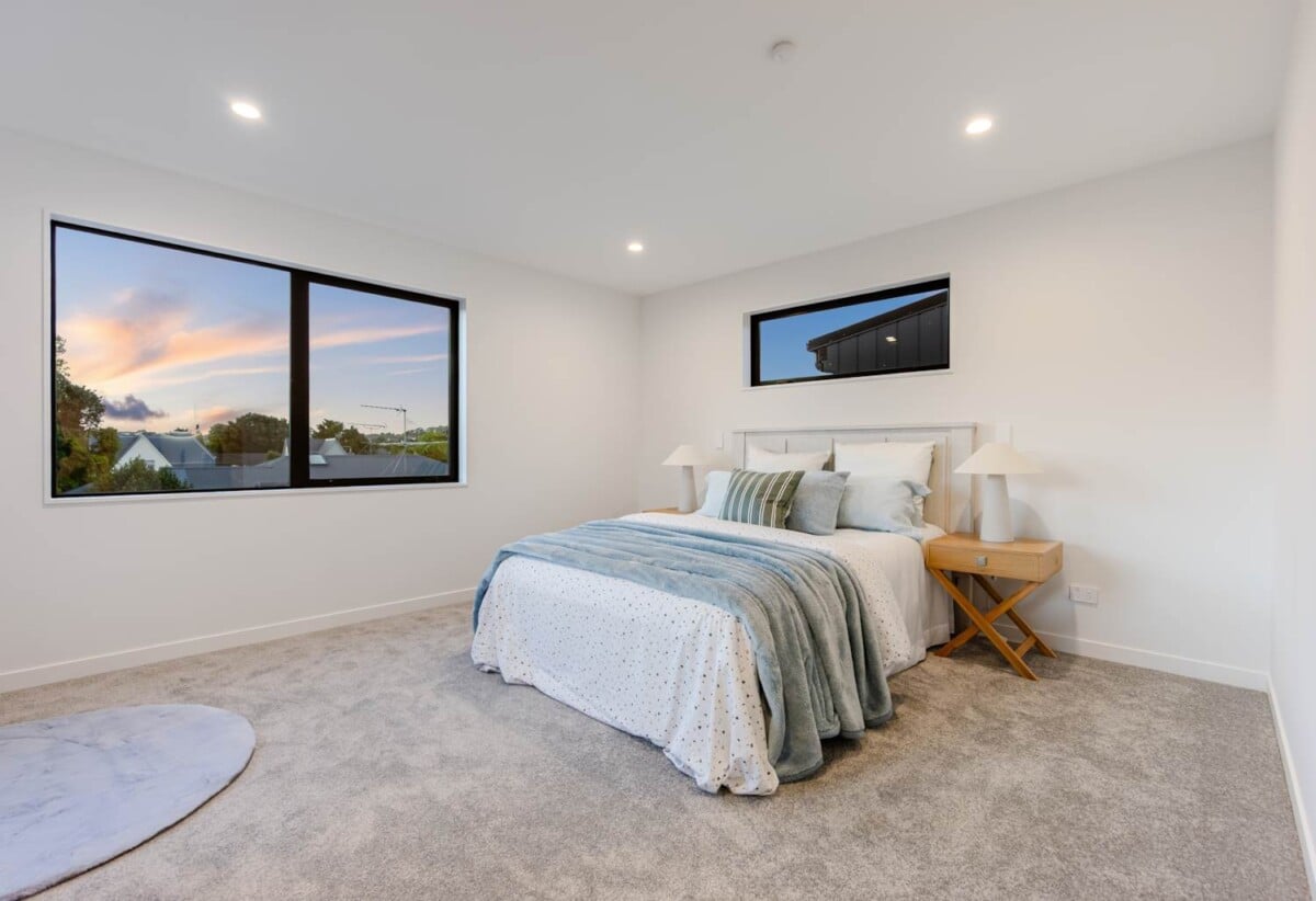 Double Westlake High School Zone, Master Build 10-Year Guarantee, Brandnew 4 beds 3 baths home with garage and study nook, Central air-conditioning , close to Milford Village, schools, beach, motorway access, 0.3 km to Milford School (Auckland), 0.8 km to Westlake Boys’ High School, 0.9 km to Westlake Girls’ High School, 1.3 km to Takapuna Normal Intermediate, Lots 1-3/7 Alma Road, Milford, Auckland