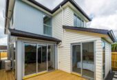 For rent, 4 beds 3 baths house with garage, available 5th March, 29B Corsair Crescent, Mangere, Auckland