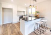 For rent, 4 beds 3 baths house with garage, available 5th March, 29B Corsair Crescent, Mangere, Auckland