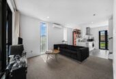 3 beds 2.5 baths home with garage for 2 cars, close to schools, Albany Mall, motorway access, 1.5 km to Albany Senior High School, 2.3 km to Albany School, 3.6 km to Albany Junior High School, 17/10 Silver Moon Road, Albany Heights, Auckland