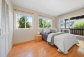 Macleans College zone, 4 beds + office room 2.5 baths house on 352m2 section, walks to school, beaches, 0.8 km to Bucklands Beach Primary School, 1.2 km to Bucklands Beach Intermediate, 1.3 km to Macleans College, 139 Bucklands Beach Road, Bucklands Beach, Auckland