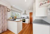 Brick and tile Home and Income on 675m² with RC, upstairs 3 beds 1 beds home, daownstairs 1bed + study 1 bath, double garage, with RC for 4 standalone homes, 0.4 km to Farm Cove Intermediate, 0.7 km to Wakaaranga School, 0.9 km to Sunny Hills School, 1.4 km to Pakuranga College, 201 Fisher Parade, Farm Cove, Auckland