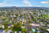 Brandnew standalone 4 beds 2.5 baths with garage and 5 beds 3 baths with garage, 0.4 km to Howick Primary School, 0.6 km to Howick Intermediate, 1.4 km to Pakuranga College, 40 A&B Finnerty Avenue, Howick, Auckland