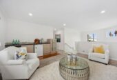Located next to the iconic golf course, Renovated 6 beds 3 baths house with double garage on 800m2 section, 0.4 km to Albany Junior High School, 1.6 km to Albany School, 34 English Oak Drive, Albany, Auckland