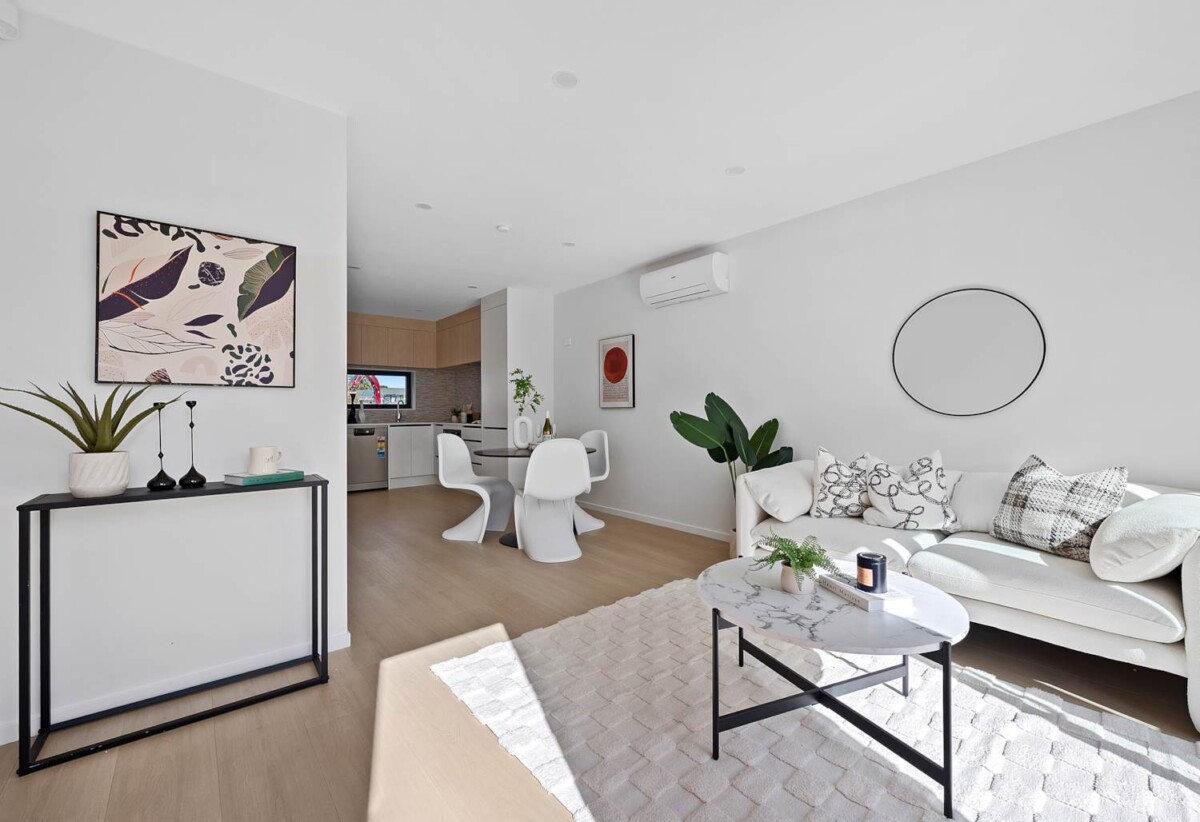 Brandnew 2 beds 1.5 baths home with car park, 0.6 km to Southern Cross Campus , 0.7 km to Robertson Road School, Lot 3/17-23 Von Sturmer Street, Mangere East, Auckland