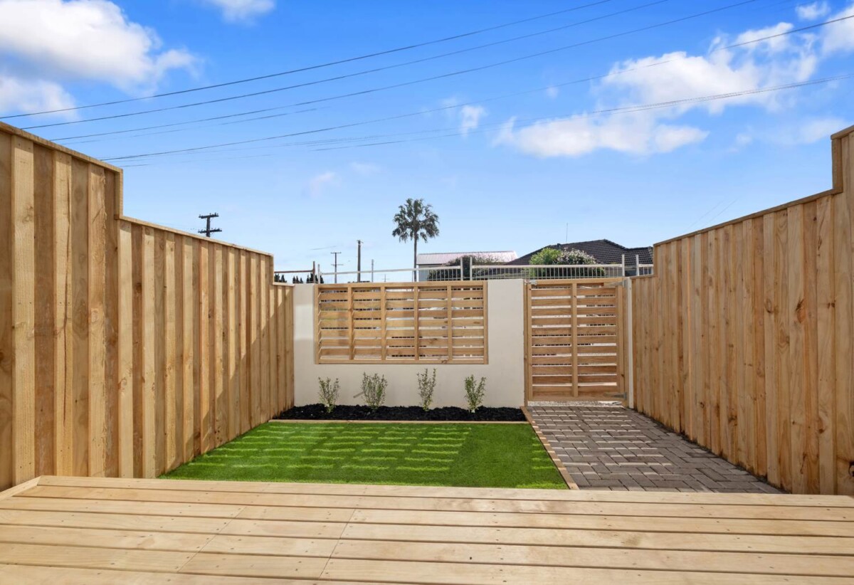 Brandnew 2 beds 1.5 baths home with car park, 0.6 km to Southern Cross Campus , 0.7 km to Robertson Road School, Lot 3/17-23 Von Sturmer Street, Mangere East, Auckland